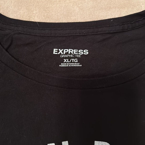 🔥Express t-shirt - Picture 2 of 2